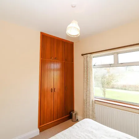 Holiday home Roughty Bridge View