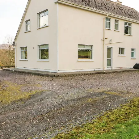 Holiday home Roughty Bridge View